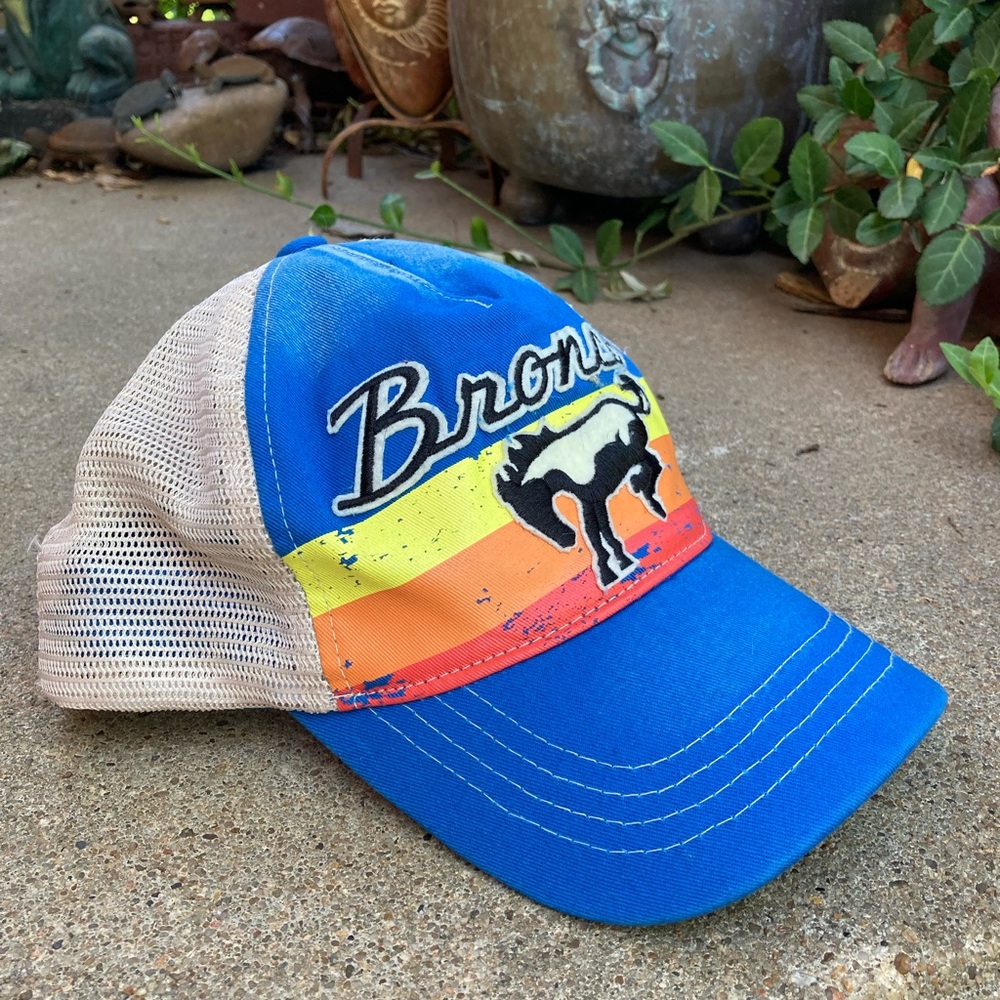 Ford Bronco Modern Distressed Mesh-Back Snapback Trucker Baseball Hat (EXC)